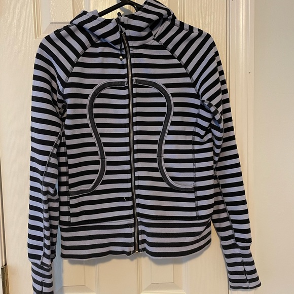 Lululemon Scuba Hoodie women’s size 6 blue striped - Picture 1 of 12